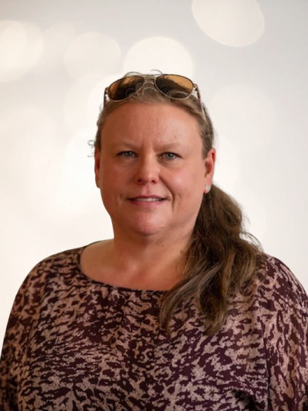 Dr. Elinor Vettraino